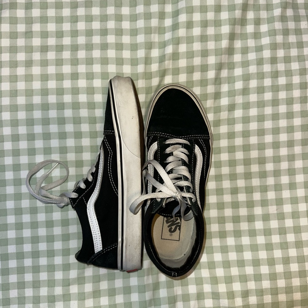 Vans Women's Black and White Canvas Sneakers